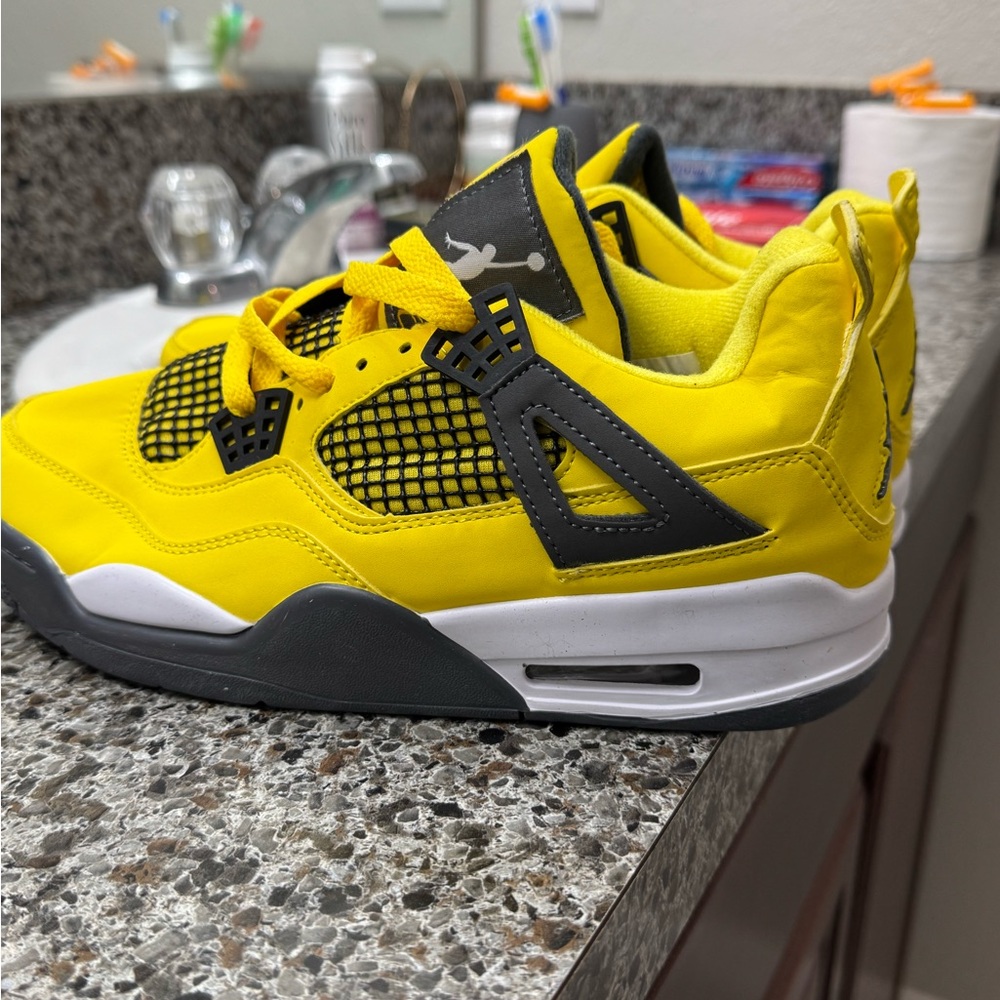 JORDAN RETRO IV 4 LIGHTNING TOUR YELLOW WHITE BLUE GREY 408452-700 SIZE 6.5